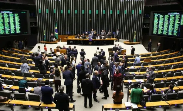 Câmara aprova aumento do limite de faturamento do MEI para R$ 140 mil e perdão de dívidas
